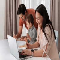 parents-working-home-with-kid_23